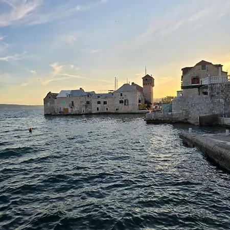 Apartments More Kastela