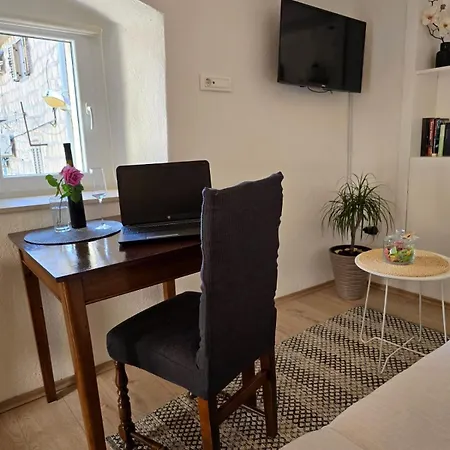 Apartments More * Kaštela