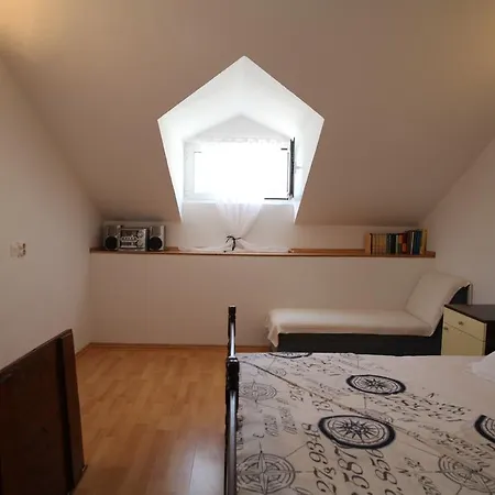 Apartment Apartments More *